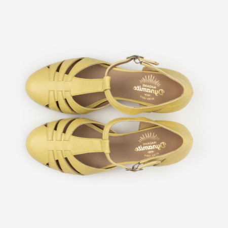 Dynamite pastel yellow 2