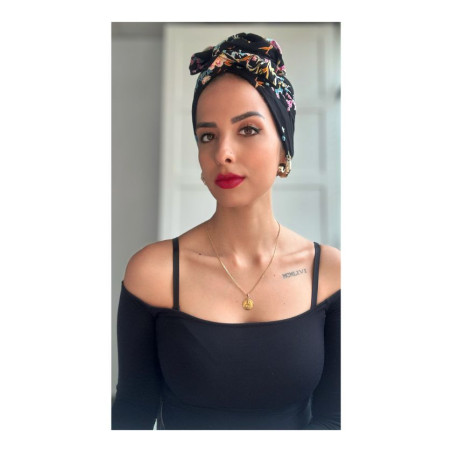 Turban mit Blumenmuster