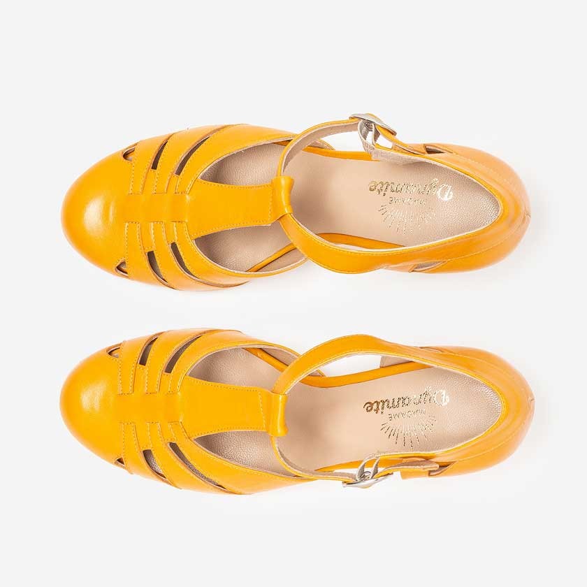 Dynamite honey Dynamite honey