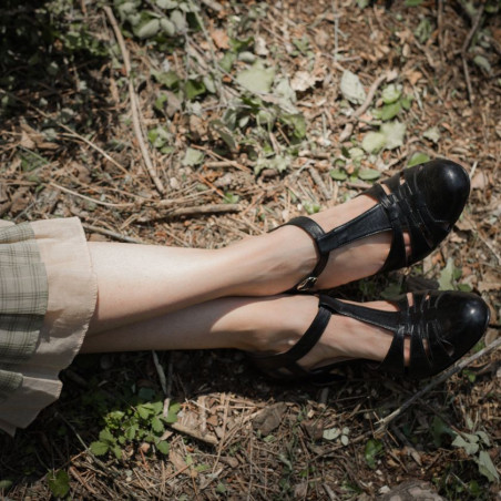 Pre-Order | Dynamite black