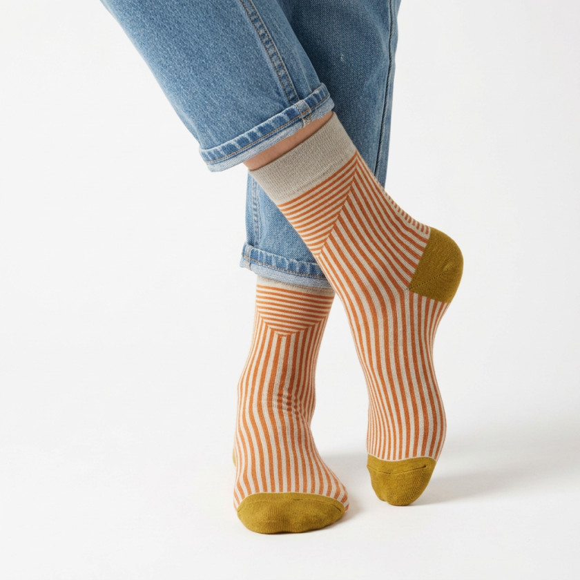 SWING DANCE STRIPED SOCKS