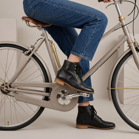 Alma Vintage Boots Black