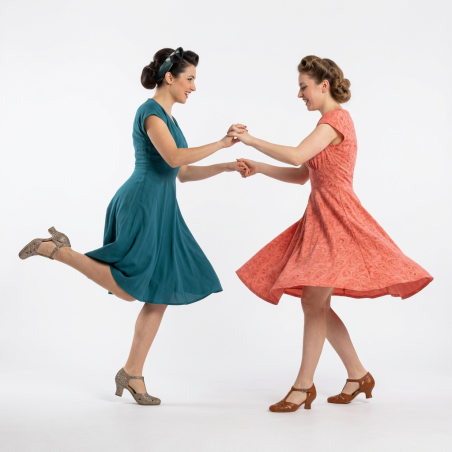 Dynamite Mocha Mousse