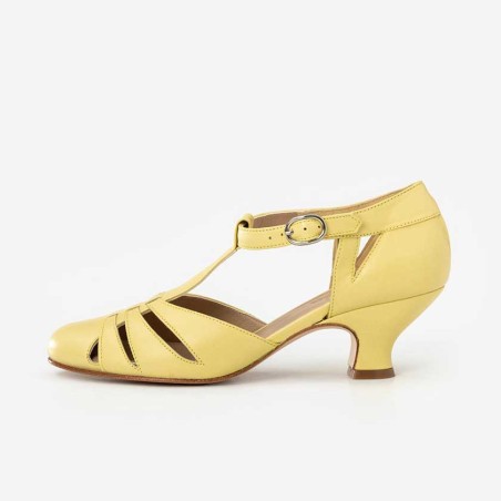 Dynamite pastel yellow