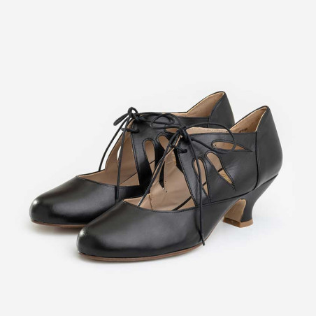 Pre-order | Eme Black