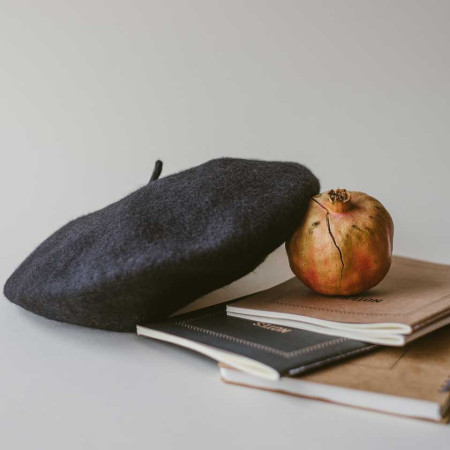 BERET HAT BLACK 2