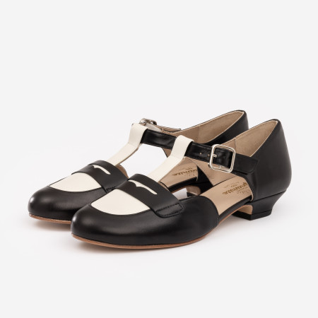 LOAFERS BLACK WHITE
